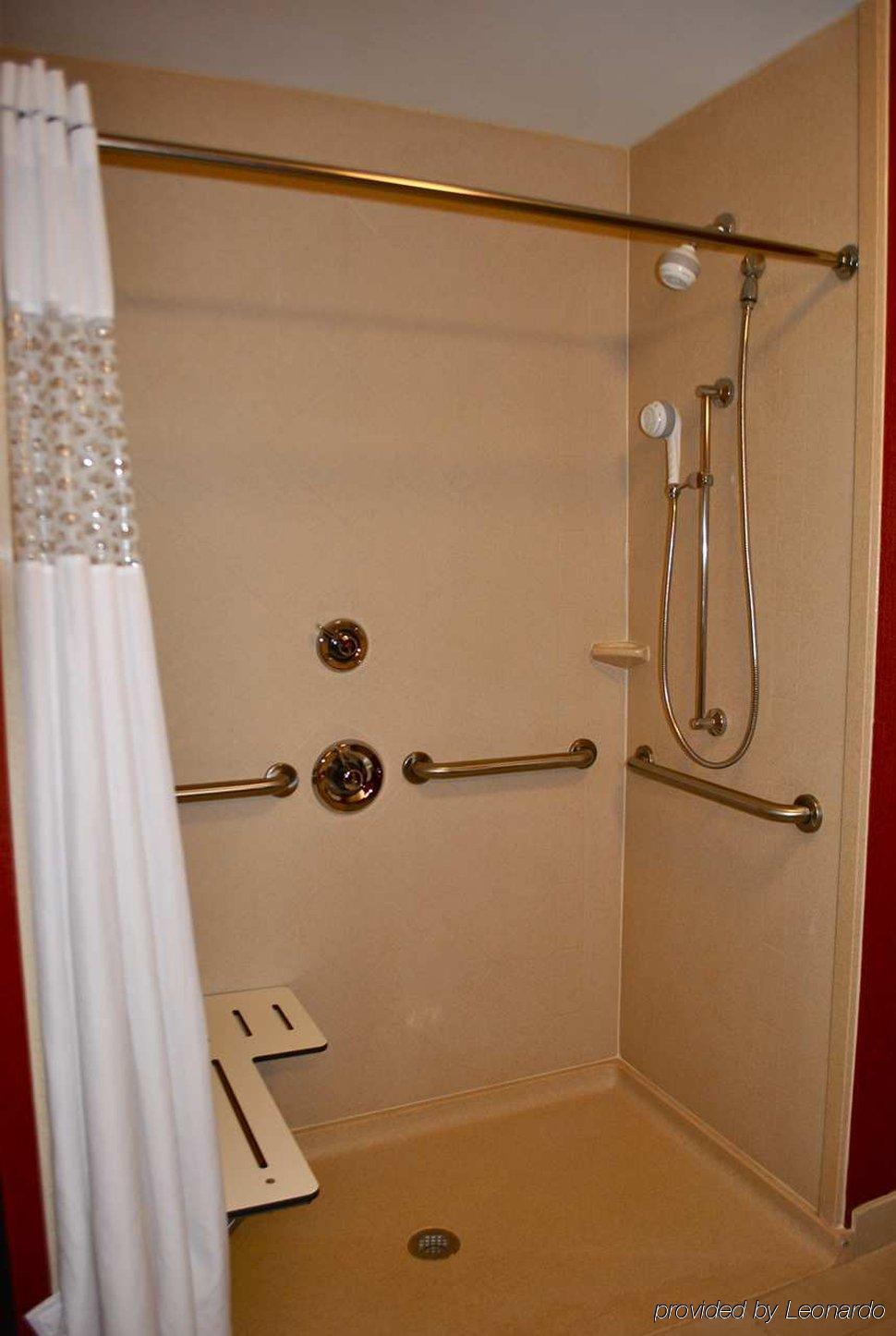 Hampton Inn Lincolnton Экстерьер фото